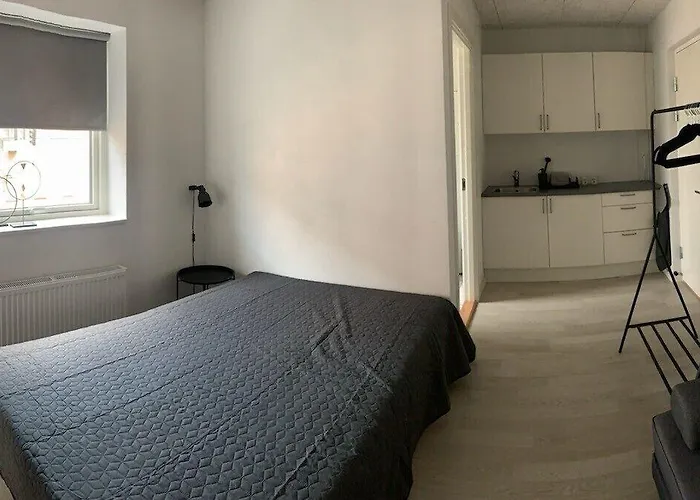 Apart-hotel Just-sleep 4*